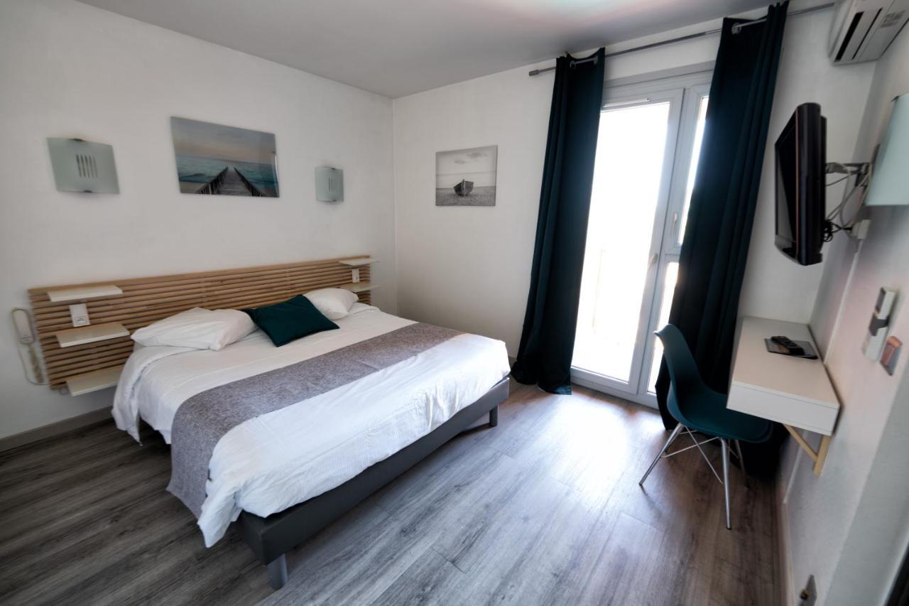 Hotel Aquarius Canet-en-Roussillon Exterior photo