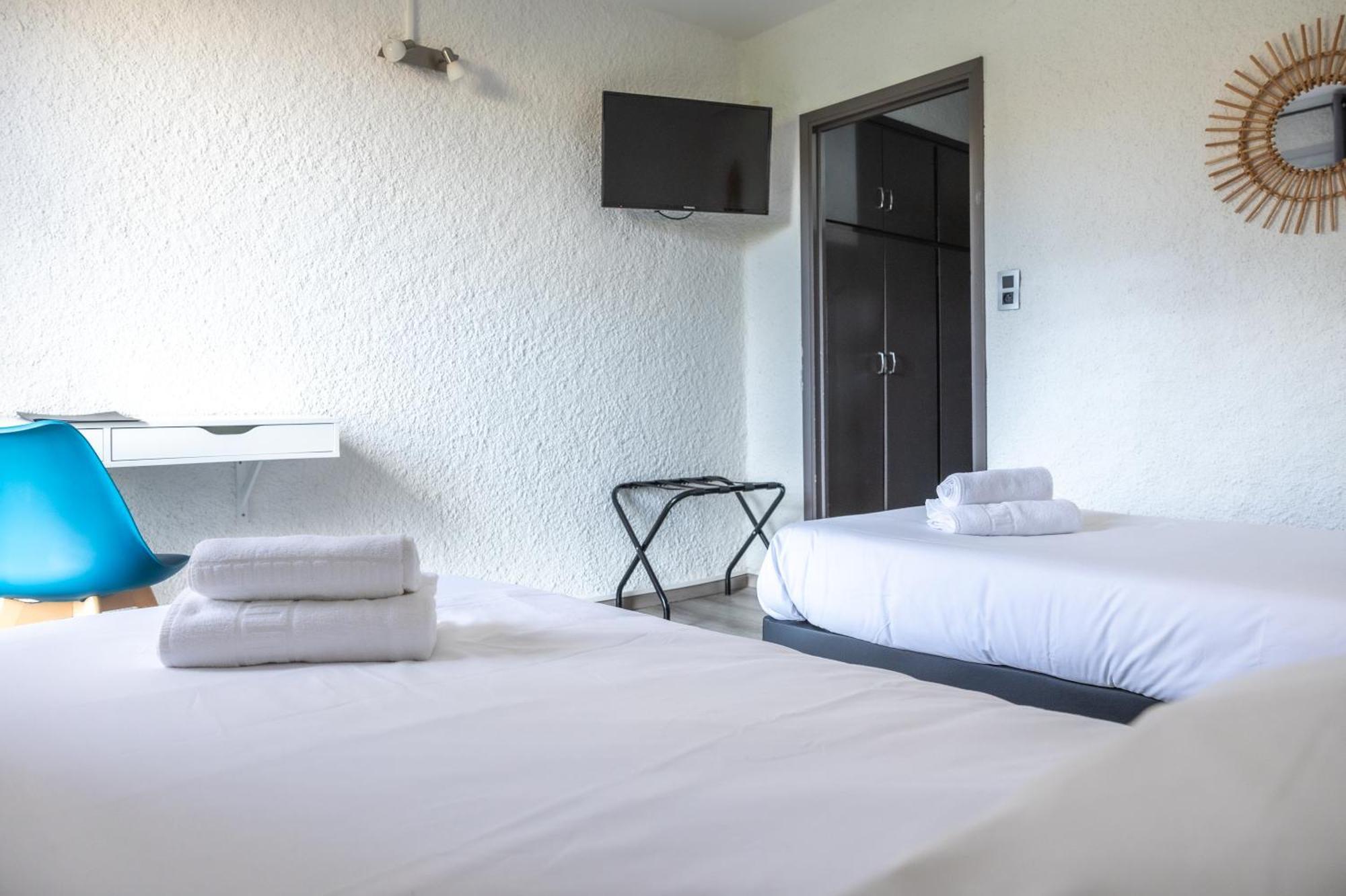 Hotel Aquarius Canet-en-Roussillon Exterior photo