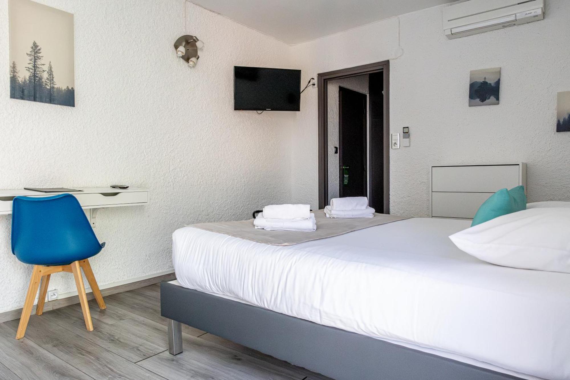 Hotel Aquarius Canet-en-Roussillon Exterior photo