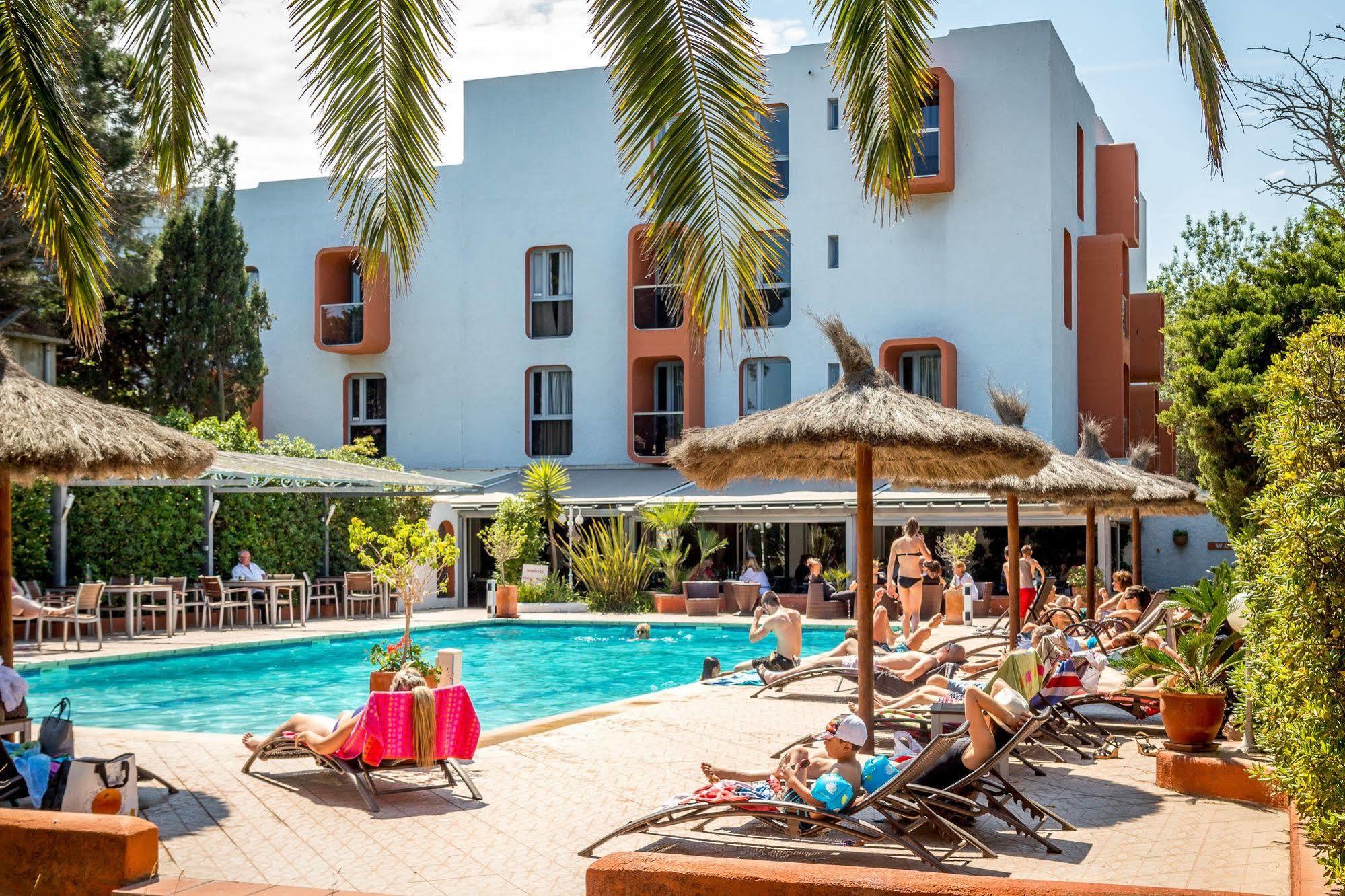 Hotel Aquarius Canet-en-Roussillon Exterior photo